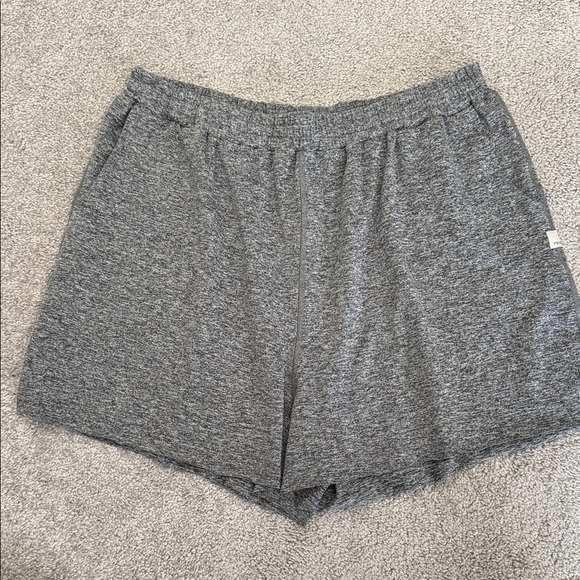 Vuori Pants - Vuori Charcoal Gray Women's Athletic Shorts